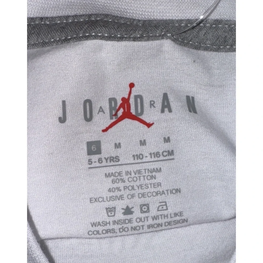 NIKE AIR JORDAN‎ Flight WHITE SHORT SLEEVE Graphic Tee Boy S 5-6 NWT
